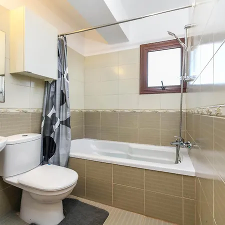 דירה Nissi #102 *